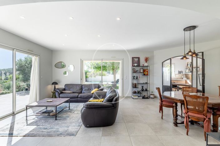 Image No.4-Maison de 3 chambres à vendre à Saint-Saturnin-lès-Avignon