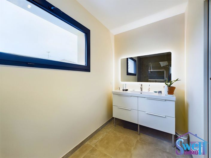 Image No.6-3 Bed House for sale