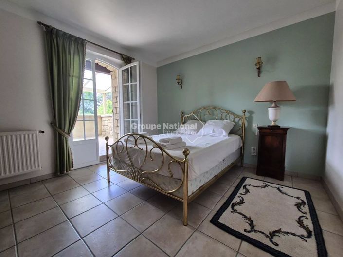 Image No.10-5 Bed House for sale