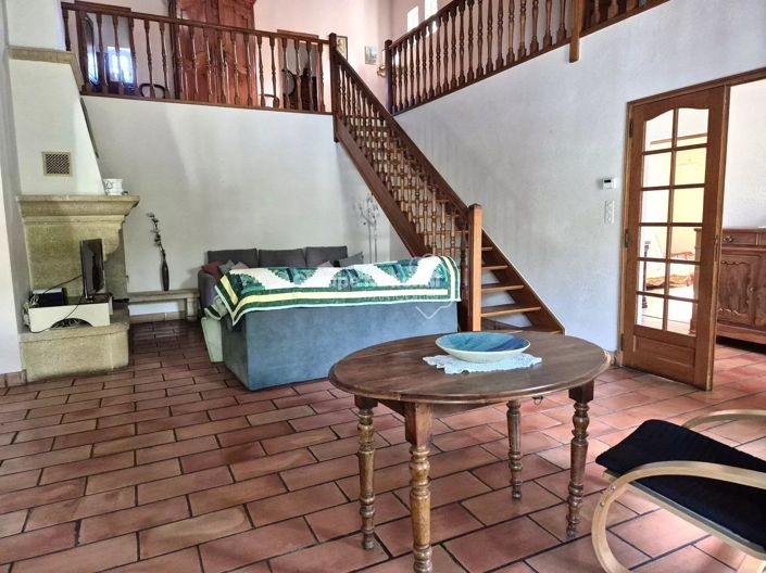 Image No.7-5 Bed House for sale