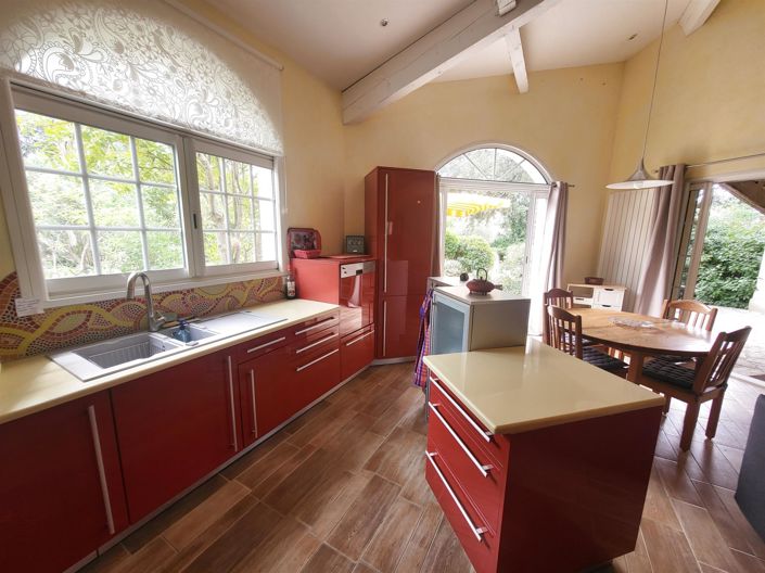 Image No.5-1 Bed House for sale