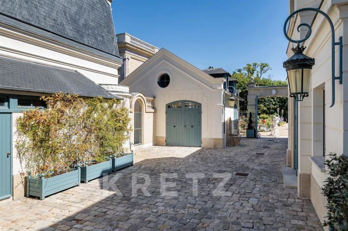 Image No.19-8 Bed House for sale