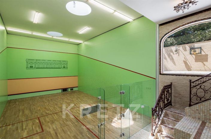 Image No.2-8 Bed House for sale