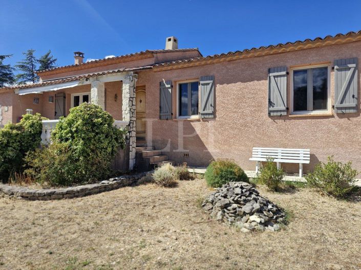 Image No.1-Maison de 4 chambres à vendre à Vaucluse