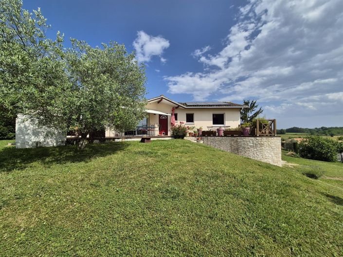 Image No.1-5 Bed House for sale