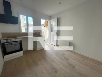 1 - Nîmes, Apartment