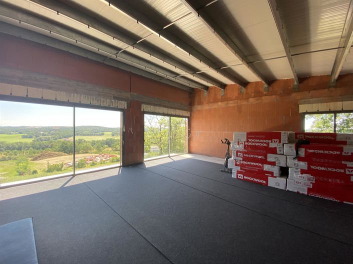 Image No.8-3 Bed House for sale