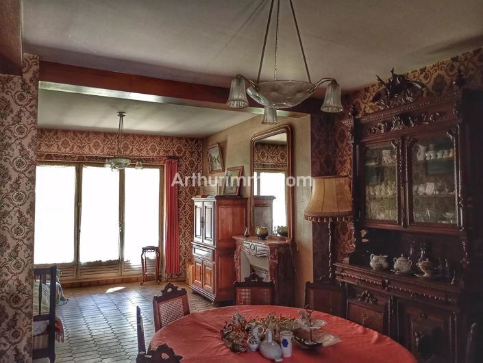 Image No.6-House for sale