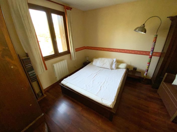 Image No.16-4 Bed House for sale