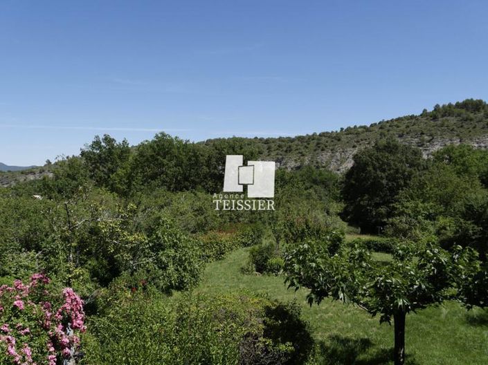 Image No.10-3 Bed House for sale