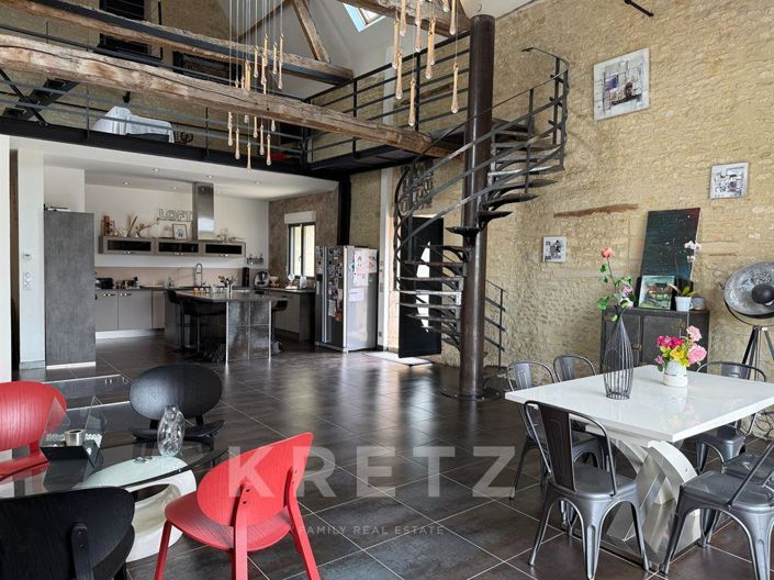 Image No.7-4 Bed House for sale