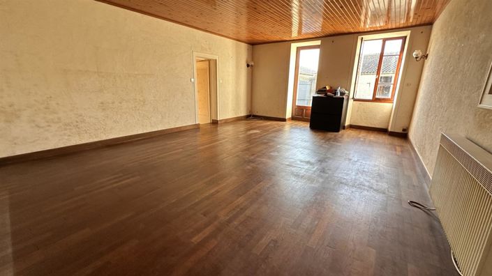 Image No.8-2 Bed House for sale