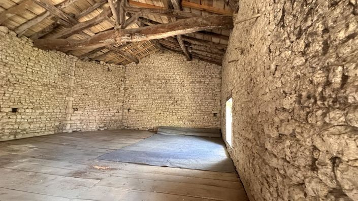 Image No.25-5 Bed House for sale