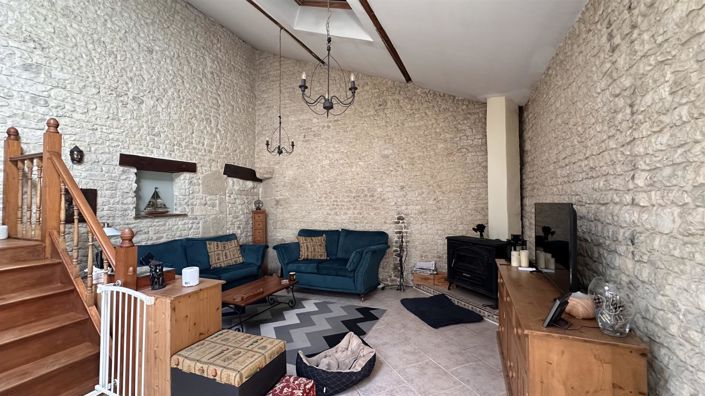 Image No.4-5 Bed House for sale