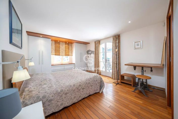 Image No.13-9 Bed House for sale