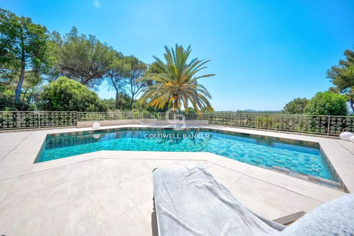 Image No.9-9 Bed House for sale