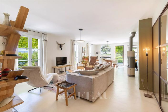 Image No.7-3 Bed House for sale