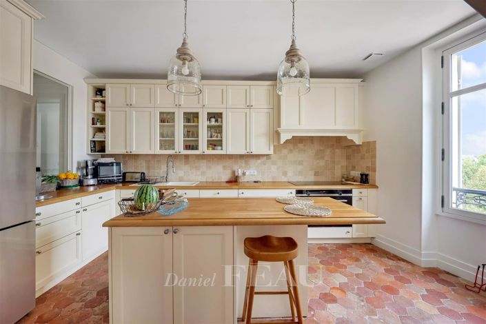 Image No.3-Appartement de 5 chambres à vendre à Versailles