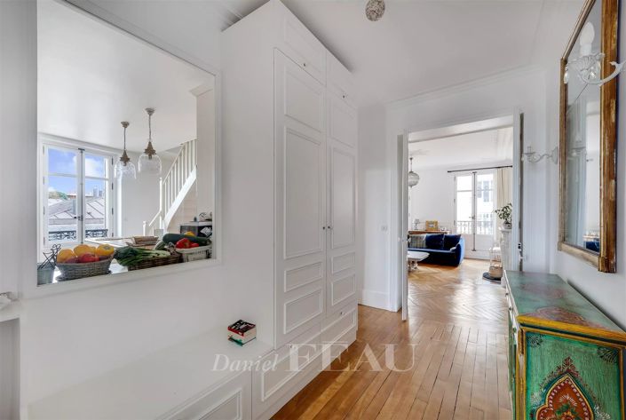 Image No.5-Appartement de 5 chambres à vendre à Versailles