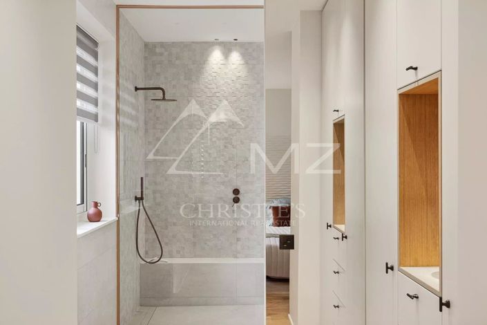 Image No.10-4 Bed Apartment for sale