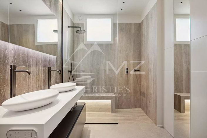 Image No.8-4 Bed Apartment for sale