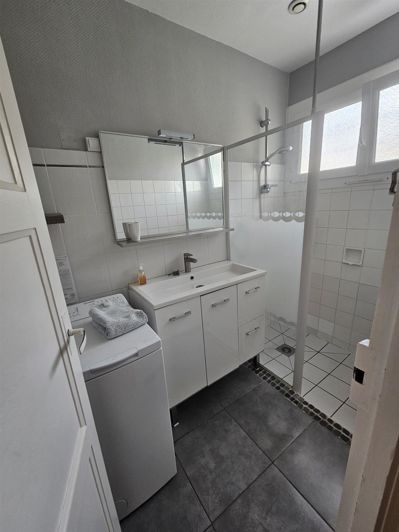 Image No.10-5 Bed House for sale