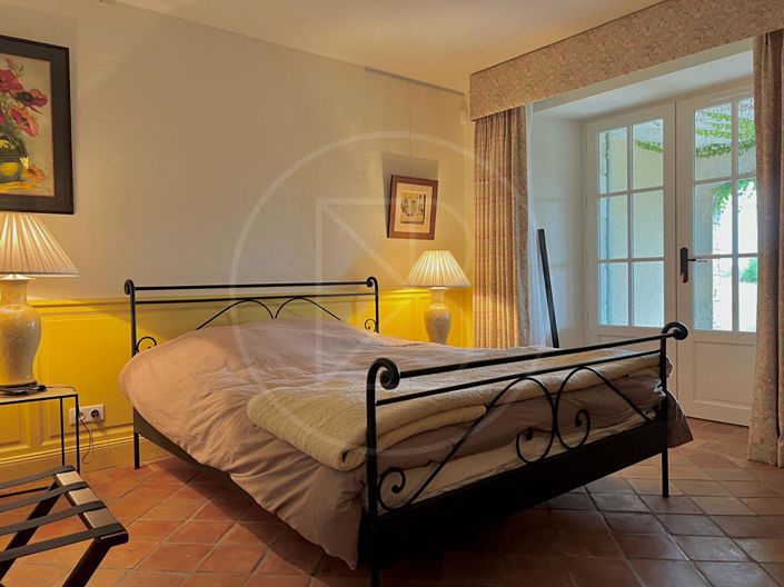 Image No.13-7 Bed House for sale