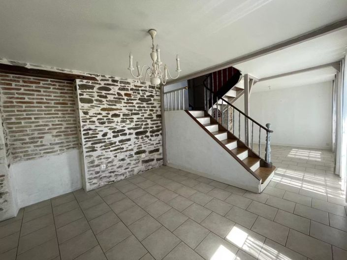 Image No.2-5 Bed House for sale