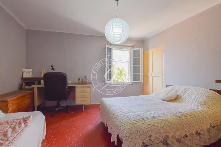 Image No.13-3 Bed House for sale