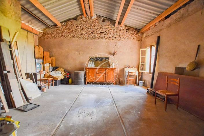 Image No.17-3 Bed House for sale