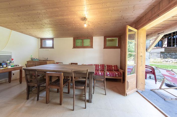 Image No.10-2 Bed House for sale