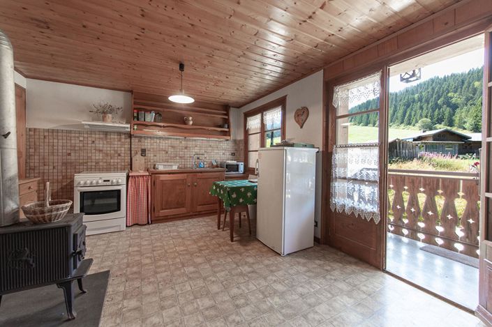 Image No.4-2 Bed House for sale