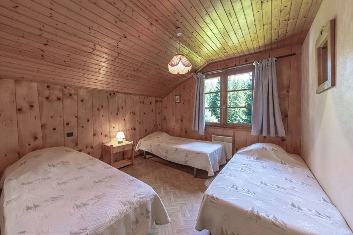 Image No.8-2 Bed House for sale