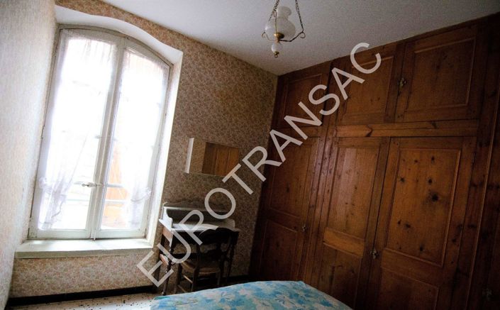 Image No.13-5 Bed House for sale