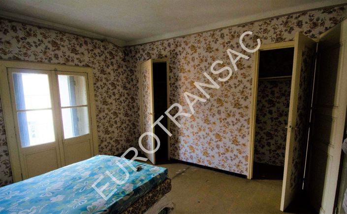 Image No.14-5 Bed House for sale