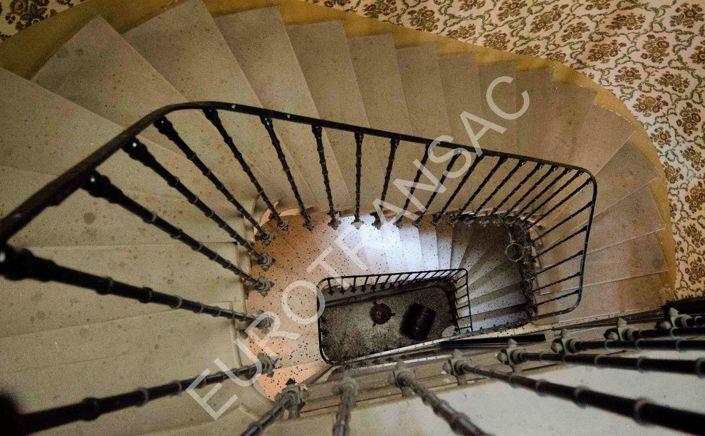 Image No.15-5 Bed House for sale