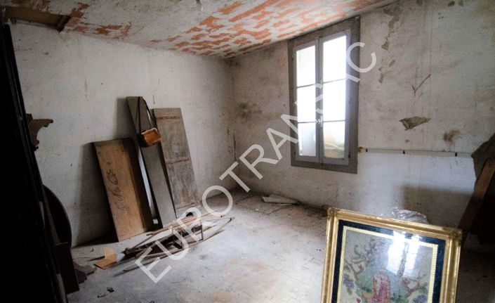 Image No.16-5 Bed House for sale