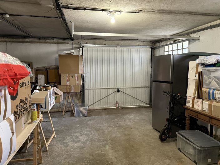 Image No.21-4 Bed House for sale