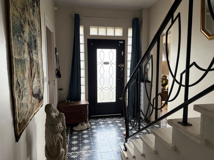 Image No.26-4 Bed House for sale