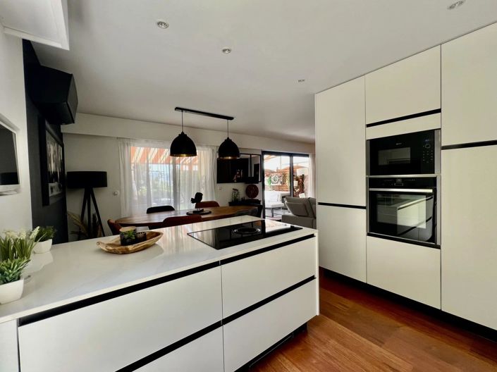 Image No.10-2 Bed Apartment for sale