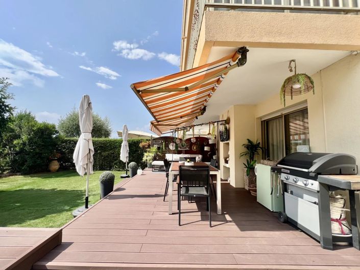 Image No.20-2 Bed Apartment for sale