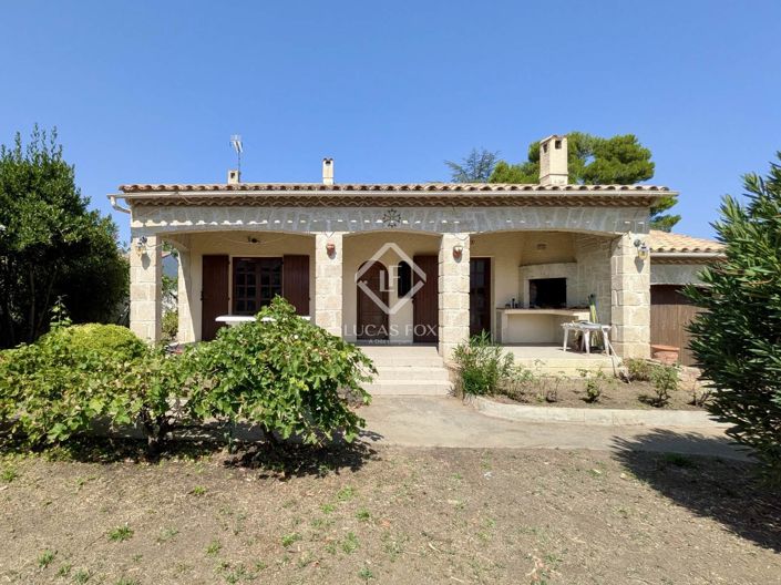 Image No.1-6 Bed House for sale