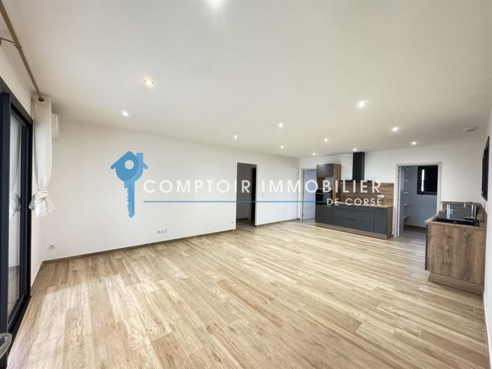 Image No.10-2 Bed House for sale