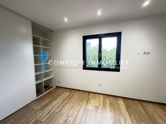 Image No.15-2 Bed House for sale