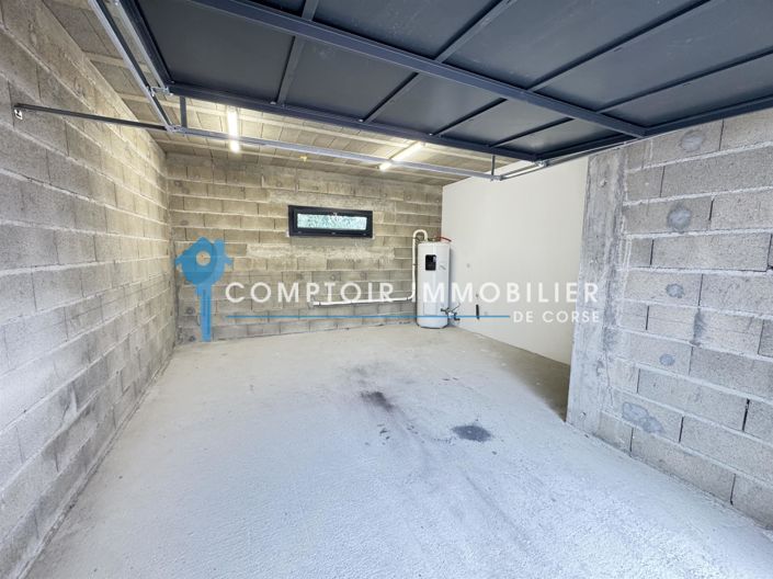 Image No.17-2 Bed House for sale