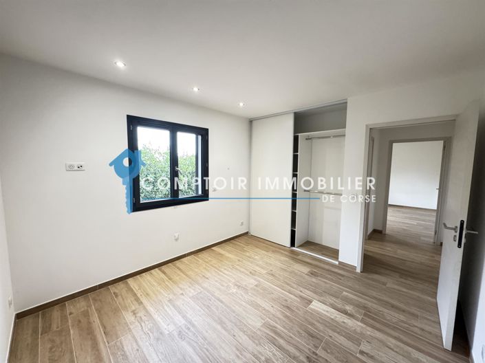 Image No.7-2 Bed House for sale