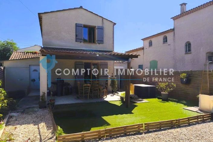 Image No.1-4 Bed House for sale
