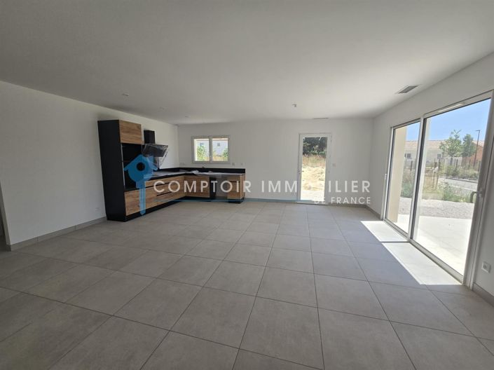 Image No.2-3 Bed House for sale