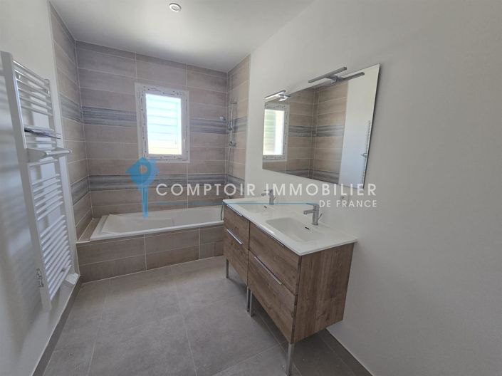 Image No.6-3 Bed House for sale