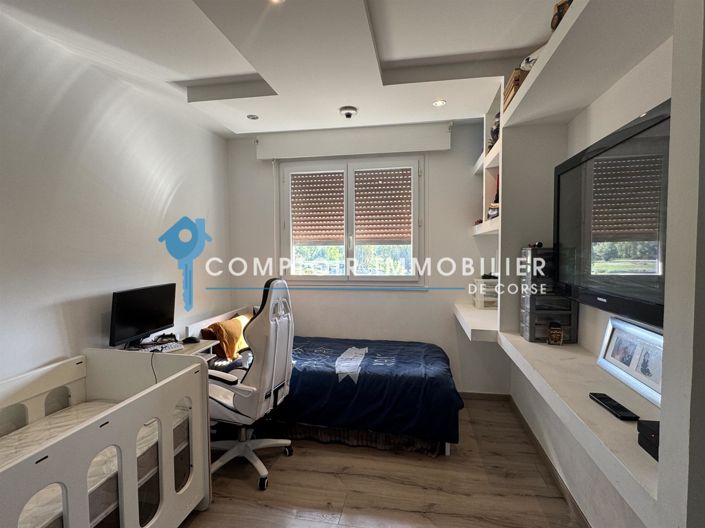 Image No.4-3 Bed Apartment for sale